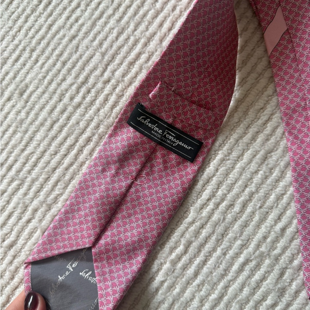 Salvatore Ferragamo Pink Geometric Silk Tie